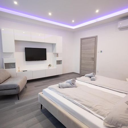 Fonix Apartman Debrecen Luaran gambar