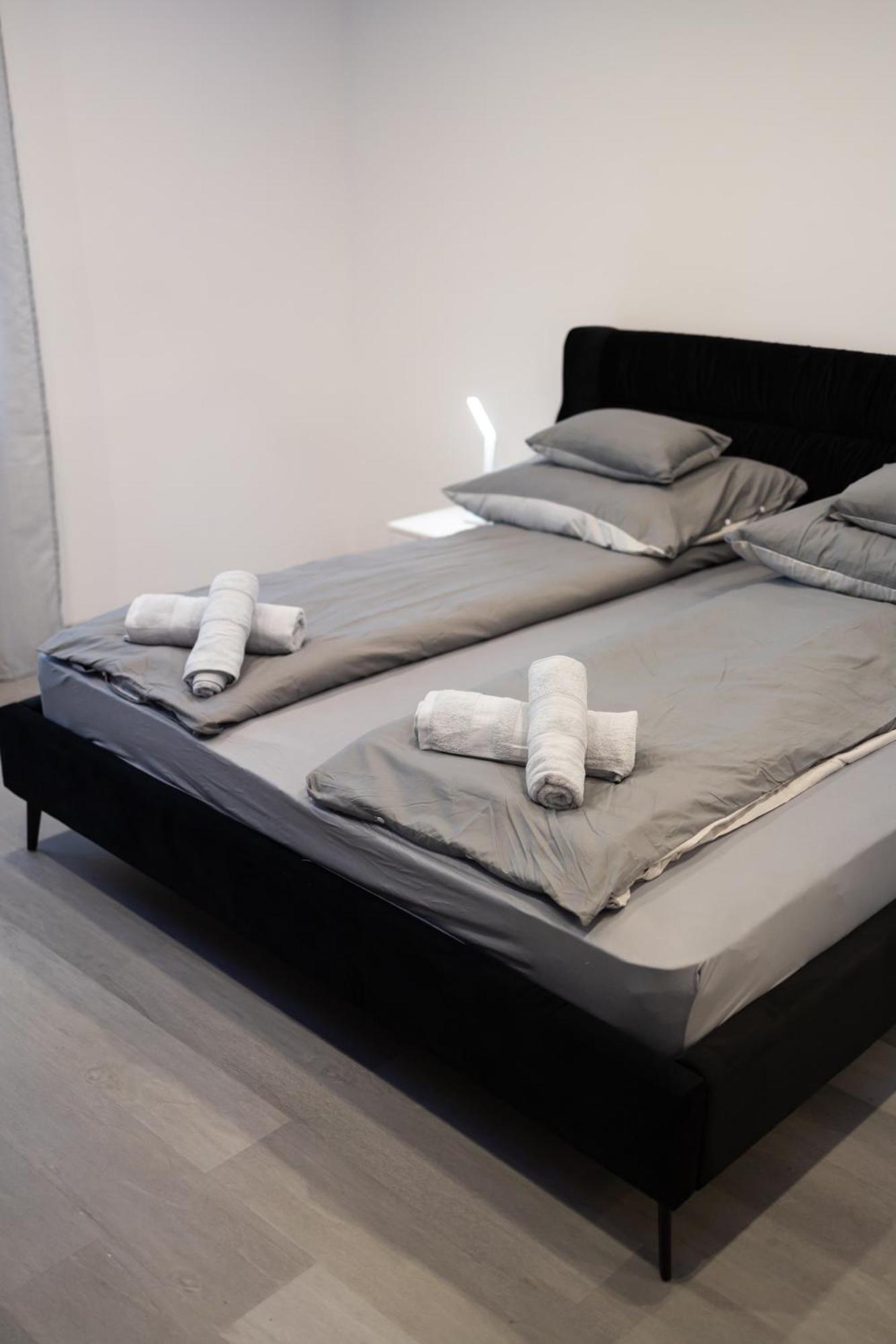 Fonix Apartman Debrecen Luaran gambar